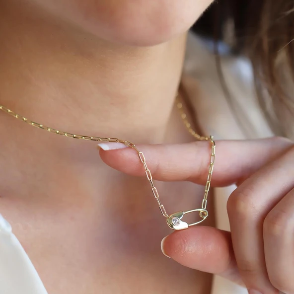 Çengelli İğne Trend Gold Gümüş Kolye - Resim 3