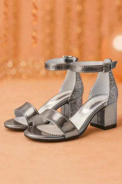 Elsa Platin Aynalı Kalın Topuklu Kız Çocuk Abiye Ayakkabı ürün görseli