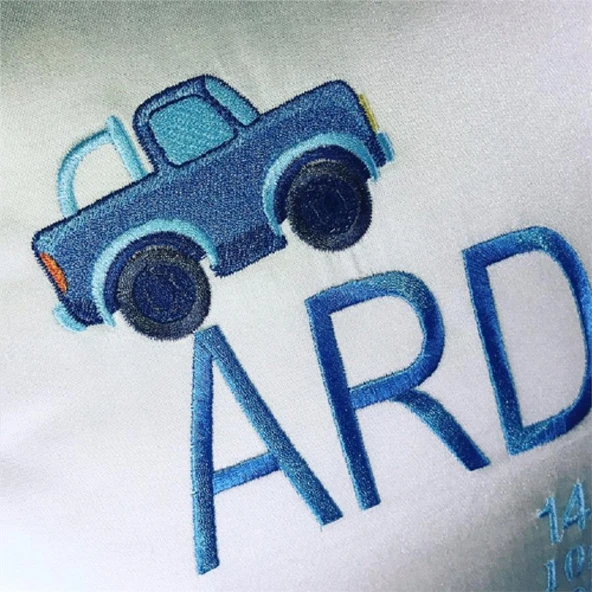 Kişiye Özel Nakışlı Doğum Yastığı  Araba Desenli Saten-Ekru - 2