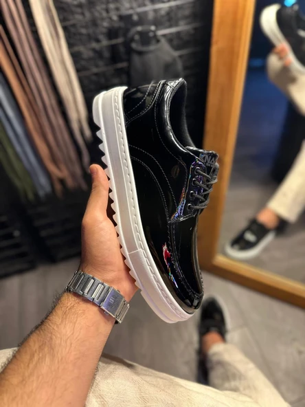 Pabucmarketi Erkek Günlük Ayakkabı Siyah Rugan (Beyaz Taban) ürün görseli