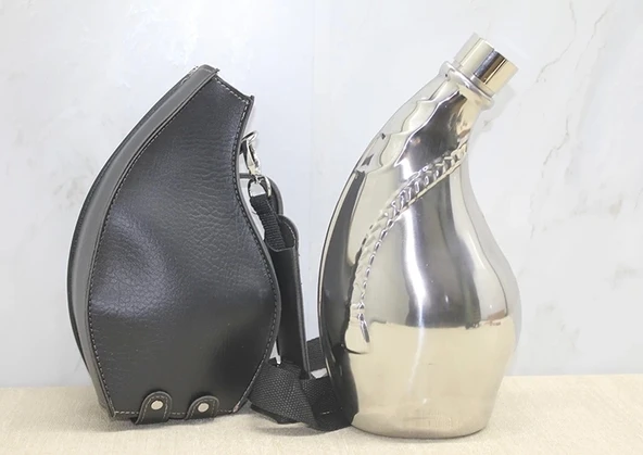 CEYLAN ADAM Deri Kılıflı Matara Alk3924 ürün görseli