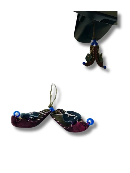 El Yapımı Deri Minyatür Çarık Maskot Dikiz Aynası Süsü Bordo ürün görseli