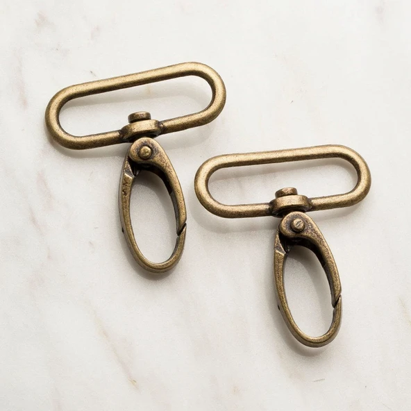 Loren 3 cm 2 li Makrome Koyu Altın Rengi Anahtarlı ürün görseli