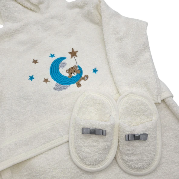 İsimli Kundak Havlusu ve Bornoz 0-3 Yaş Ayıcık Temalı - 5