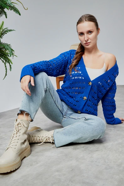 Lugmo Kadın Triko Hırka Çiçek Nakışlı Delikli Standart Beden Saks Mavi - Resim 5