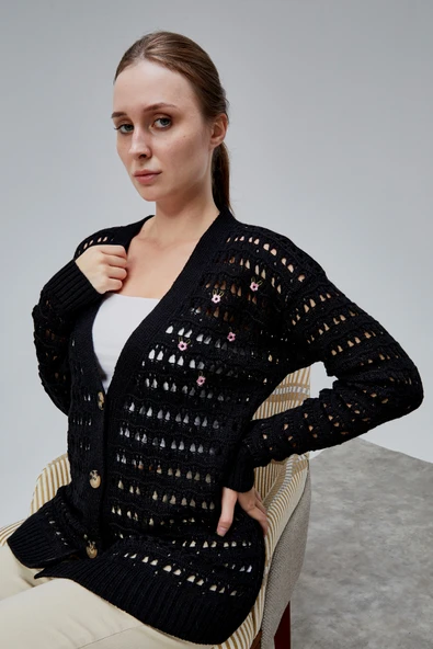 Lugmo Kadın Triko Hırka Çiçek Nakışlı Delikli Standart Beden Siyah - Resim 14