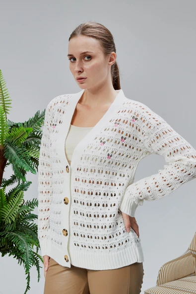 Lugmo Kadın Triko Hırka Çiçek Nakışlı Delikli Standart Beden Ekru - Resim 5