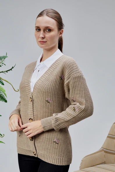 Lugmo Kadın Triko Hırka Çiçek Nakışlı Standart Beden Vizon - Resim 6