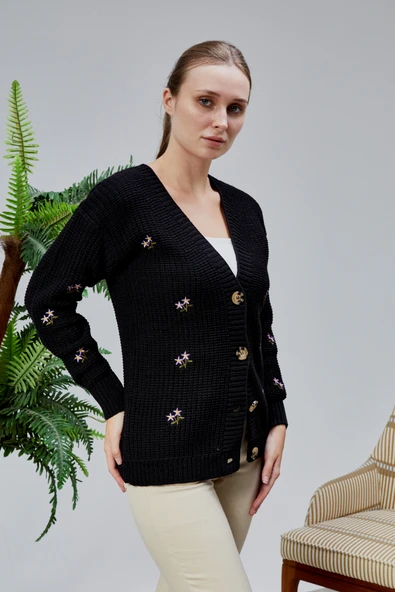 Lugmo Kadın Triko Hırka Çiçek Nakışlı Standart Beden Siyah - Resim 2