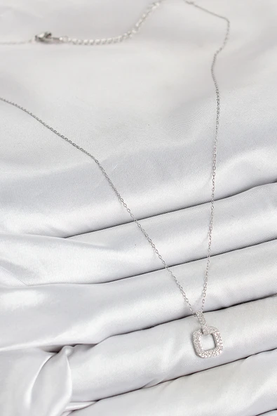 Pirinç Zirkon Taşlı Kare Model Gümüş Renk Kadın Kolye - EBJ250802W37062 - Resim 2