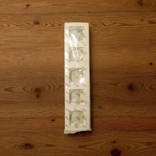 viko Linnera  90480005  BEŞLİ ÇERÇEVE Yatay beyaz ürün görseli 1