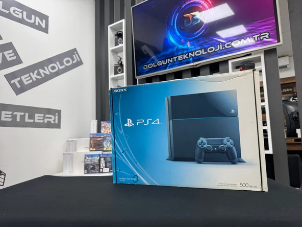 PlayStation 4 Fat 500GB Tek Kol Kutulu (İKİNCİ EL)