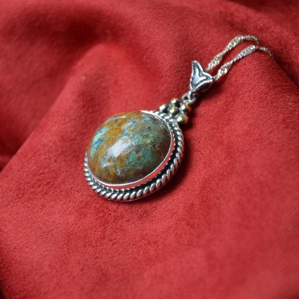 Dolunay Gümüş Çerçeve Zümrüt Kadın Kolye ürün görseli 1