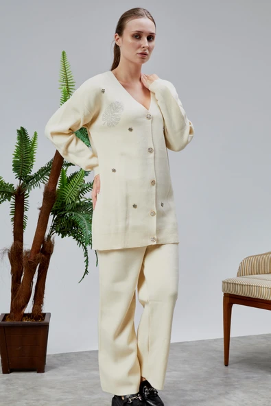 Kadın Triko Takım Taşlı Standart Beden Ekru - Resim 6