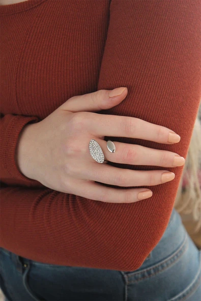 Ayarlanabilir Gümüş Renk Zirkon Taşlı Virgül Yüzük - 2