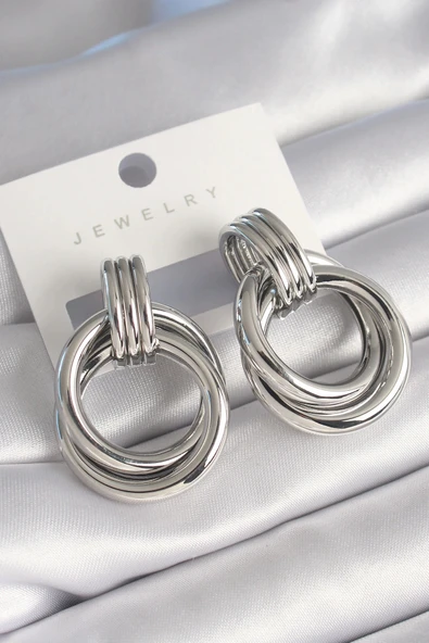 Pirinç Gümüş Renk Halka Model Kadın Küpe ürün görseli