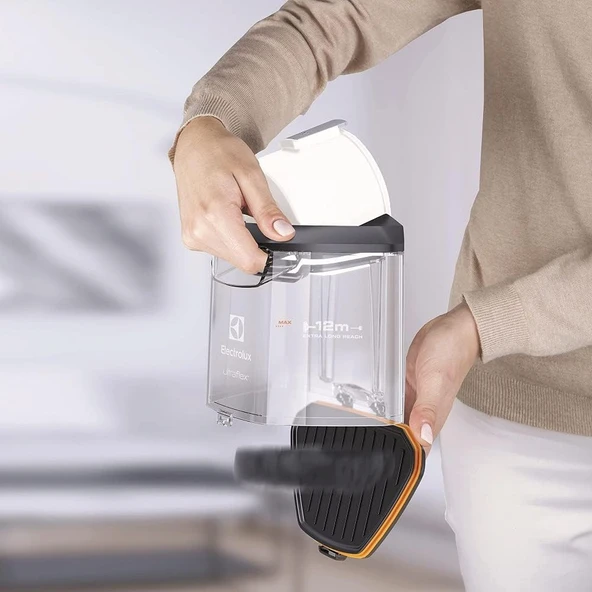 Electrolux EUFC8ALRGY UltraFlex Toz Torbasız Elektrikli Süpürge, 12 M Süpürme Yarıçapı, Kolay Boşaltılabilen Toz Haznesi, Yıkanabilir Hijyen Filtresi,%99 Toz Filtrasyonu - Resim 6