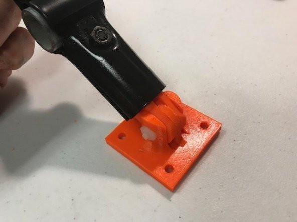 Emt Boru İçin Makerpipe Menteşe Plastik Aparat - 2