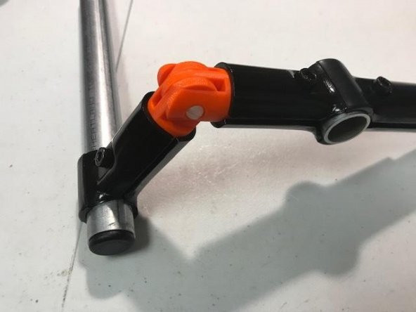 Emt Boru İçin Makerpipe Menteşe Plastik Aparat - 4