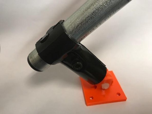 Emt Boru İçin Makerpipe Menteşe Plastik Aparat - 10