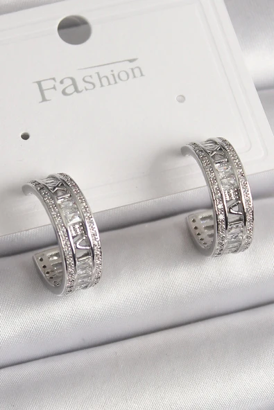 Pirinç Gümüş Renk Zirkon Taşlı İşleme Detay Halka Model Kadın Küpe ürün görseli