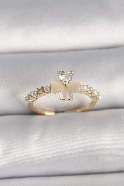 Pirinç Gümüş Renk Zirkon Taşlı Beyaz Mineli Yonca Model İnci Detay Ayarlanabilir Yüzük ürün görseli