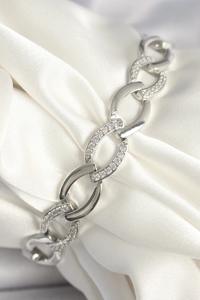 Pirinç Gümüş Renk Zirkon Taşlı Oval Zincir Model Kadın Bileklik