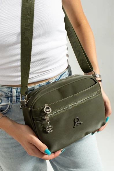 Kadın Postacı Çanta 23*18 Cm Çapraz Askılı Omuz Çantası Mega Bag Günlük Kullanıma Uygun - Resim 3