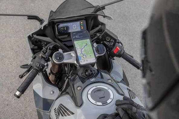 QUADLOCK USB HAVA KOŞULLARINA DAYANIKLI KABLOSUZ ŞARJ BAŞLIĞI - Resim 4