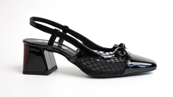Assortie Siyah File Detaylı Rugan Slingback Topuklu Ayakkabı