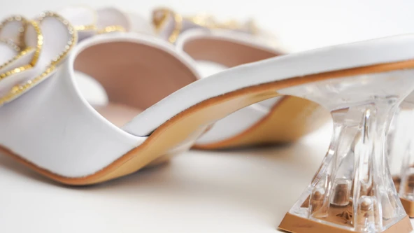 Assortie Beyaz Deri Şeffaf Topuklu Açık Mule (Slide-On) - 4