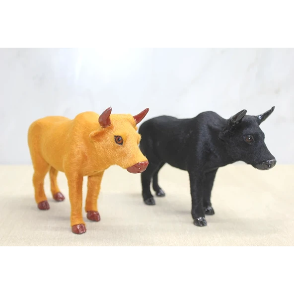 Tüylü Boğa Figürü Alk3060