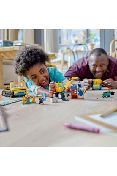LEGO ®  City İnşaat Kamyonları ve Yıkım Gülleli Vinç 60391 - 4
