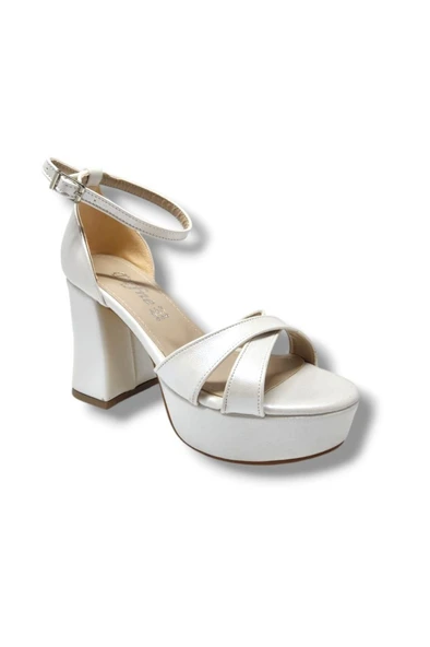 Defne 787-25 Deri Çapraz Bant Kalın Topuk(10cm) Anatomik Kadın Sandalet ürün görseli 1