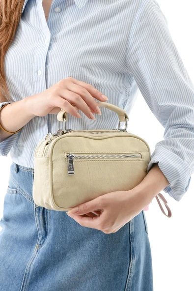 571 collections İki Fonksiyonlu Metal Basmalı Suni Deri Omuz, El Çantası Bej (Model: 571-13-17H) - Resim 2