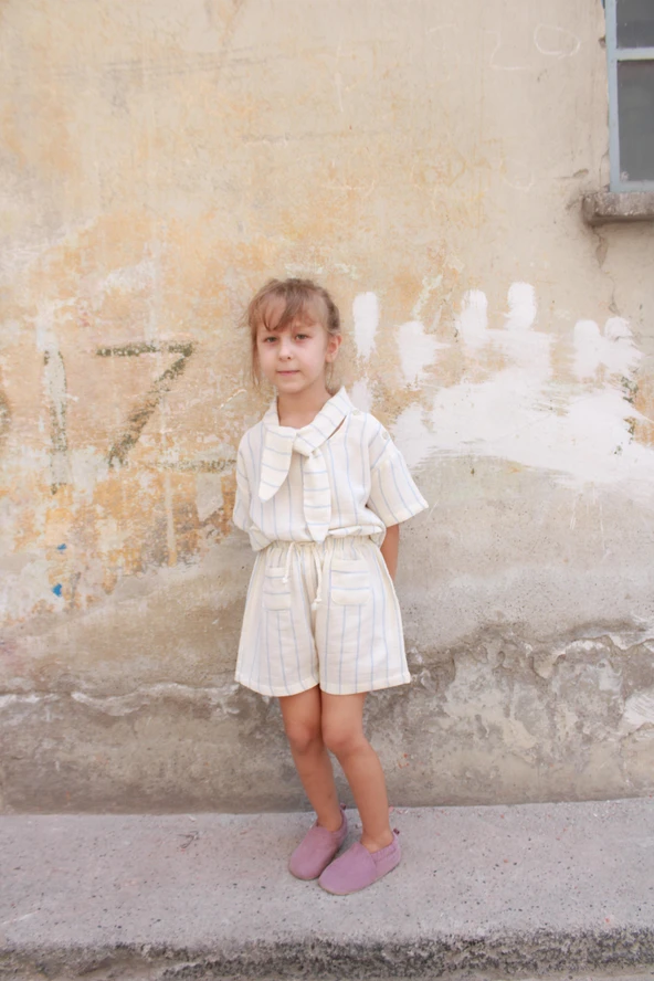 Mavi Çizgili Yaka Bağlamalı Alt Üst Takım - Resim 6