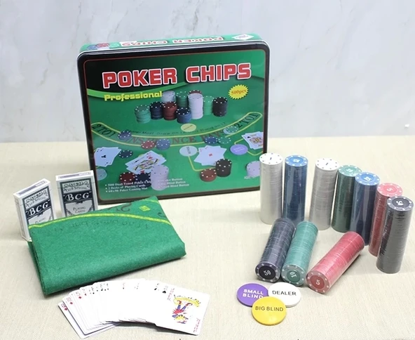 Metal Kutulu 500 Chip Ve 2 Adet İskambil  Kağit Setine Sahip Poker Oyunu Alk3540 - 1