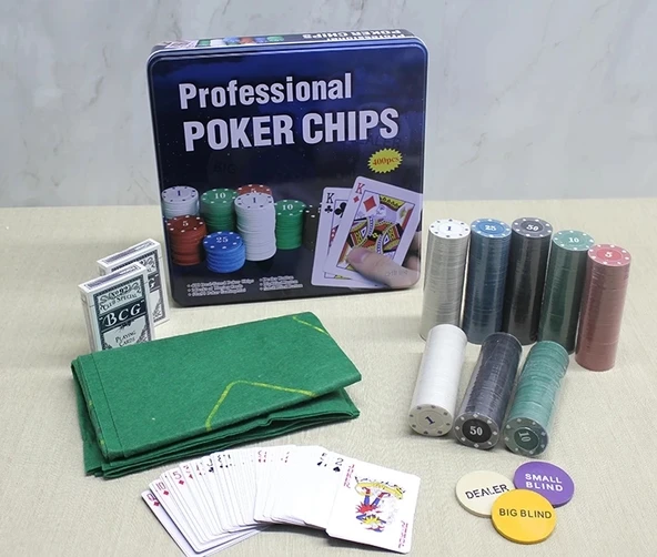 Metal Kutulu 400 Chip Ve 2 Adet İskambil  Kağit Setine Sahip Poker Oyunu Alk3538 - 1