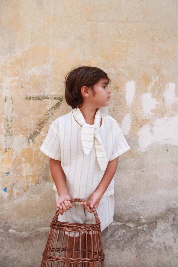 Mavi Çizgili Yaka Bağlamalı Alt Üst Takım ürün görseli