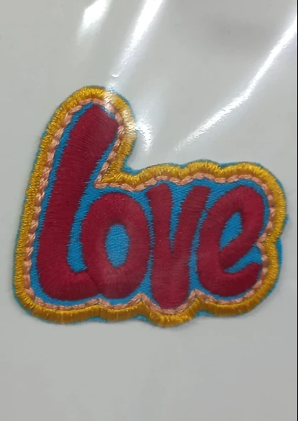 Aplike Ütü İle Yapışan Love Arma 4x2 cm ürün görseli