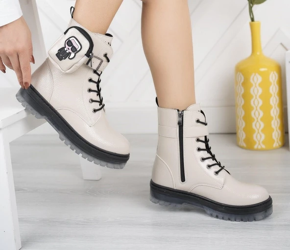 Krem Kırışık Rugan Fermuarlı Cep Detaylı Kız Çocuk Botu - 2