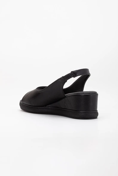 Kadın Dolgu Topuklu Ayakkabı Siyah Yan Kapalı Burun Açık - Resim 4