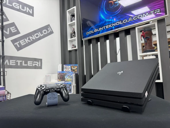 PlayStation 4 Pro 1TB Tek Kol CD Rom Bozuk (İKİNCİ EL)