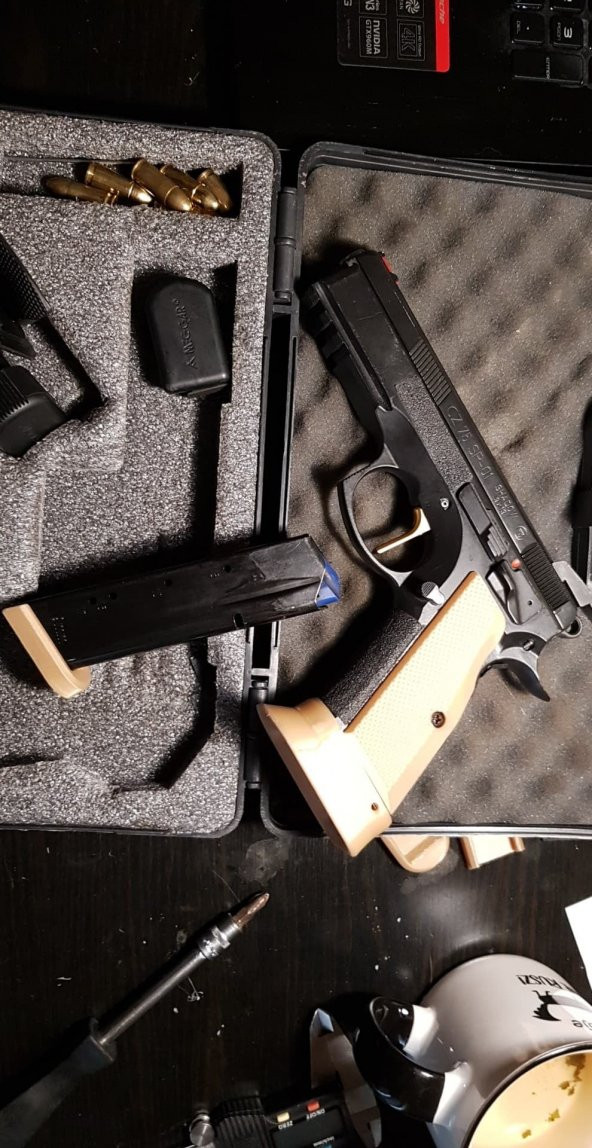 CZ 75 SP01 Gölge Magwell Tutucu Aparat Stand Dekor Aksesuar - 3