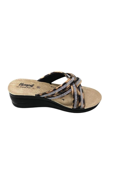 henedi Kadın Dolgu Topuklu Taşlı Yazlık Terlik - Resim 9