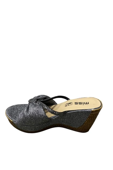 Miss Kadın Dolgu Topuk Simli Taşlı Terlik - Resim 3