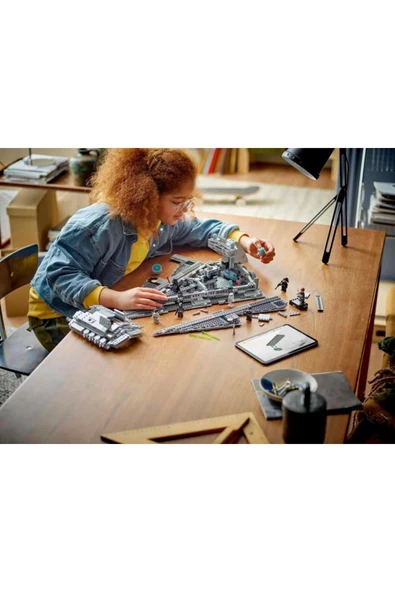 Star Wars 75394 Imperial Star Destroyer™ (1555 Parça) - 3