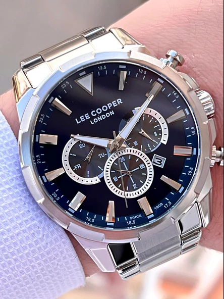 Lee Cooper Çelik Kordon Kadran Özellikleri Aktif 50 Mt Suya Dayanıklı Erkek Kol Saati FBLC.07385.390 ürün görseli
