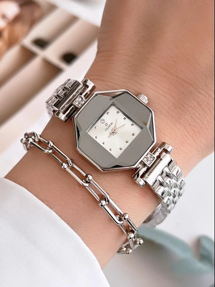 Coliseum Özel Tasarım Vintage Seri Aynalı Kasa Kadın Kol Saati+Bileklik Hediyeli CL8645.A01 ürün görseli