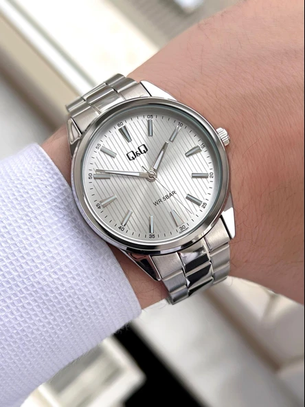 Q&Q Çelik Kordon 3 Atm Suya Dayanıklı 2 Yıl Garantili Erkek Kol Saati EQ.Z94.201Y - Resim 2
